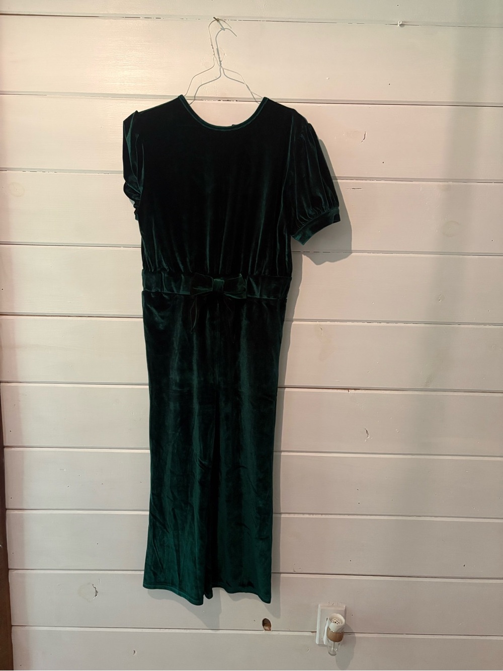 Girls Velvet Short-Sleeve Romper in Dark Green